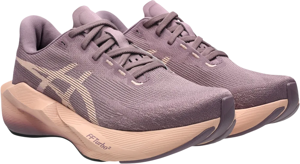 ASICS Novablast 6 Dusty Mauve / Cantaloupe femme, vue trois quarts