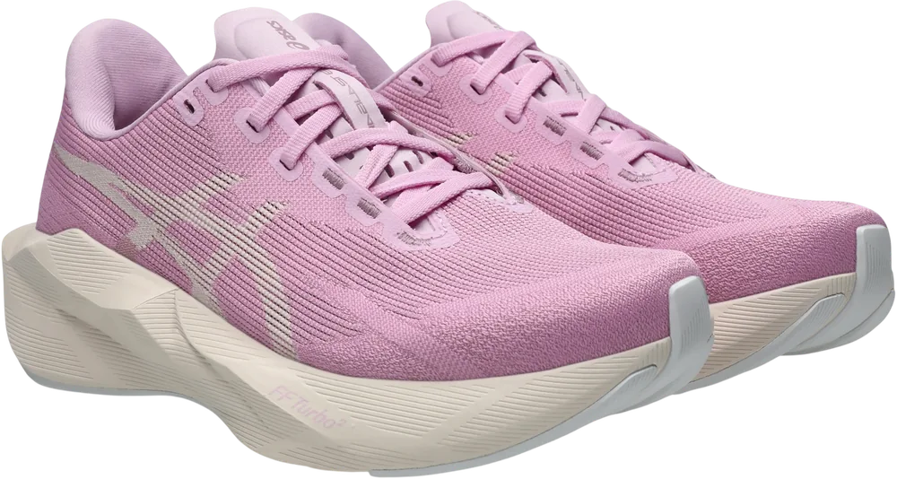 ASICS Novablast 6 Hazy Lilac / Rose Dust femme, vue trois quarts