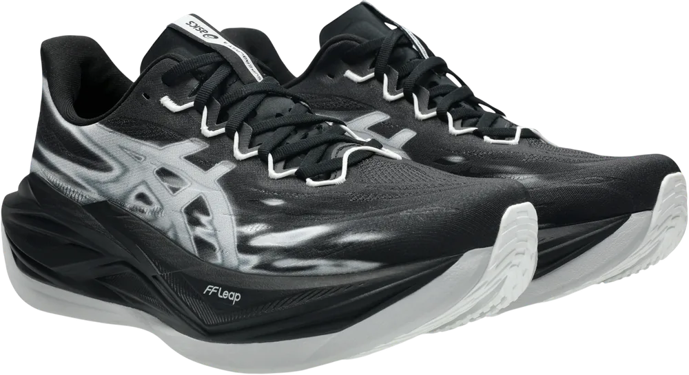 ASICS Superblast 3 Black / Black, vue de face de la paire