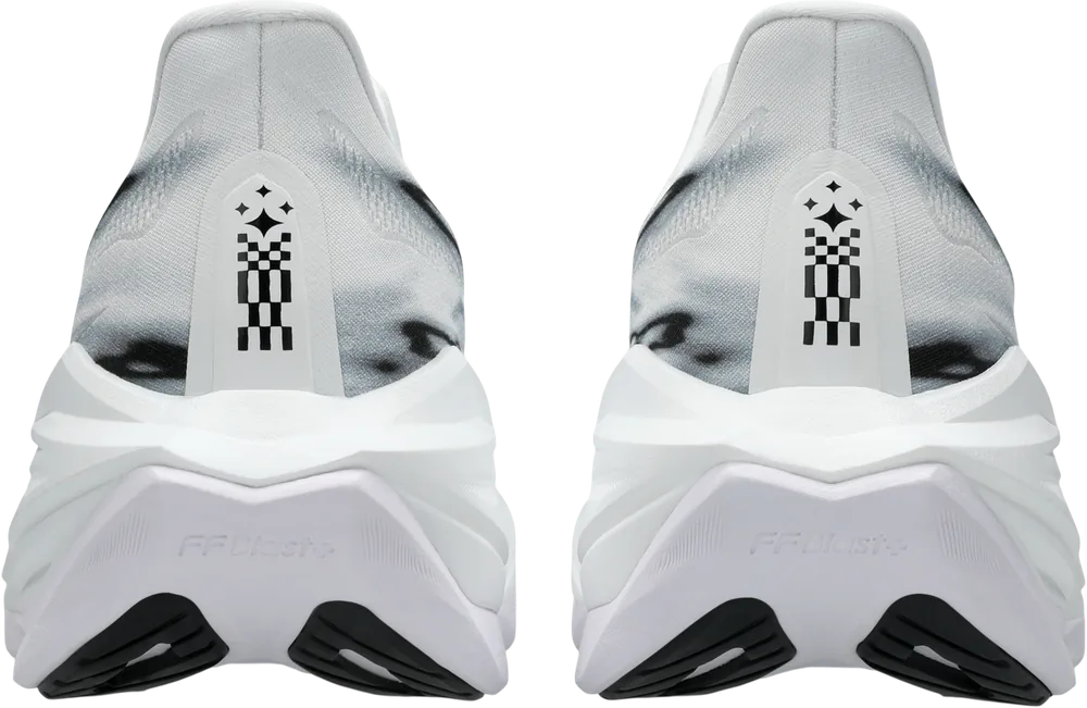 ASICS Superblast 3 White / Black unisexe, vue arrière
