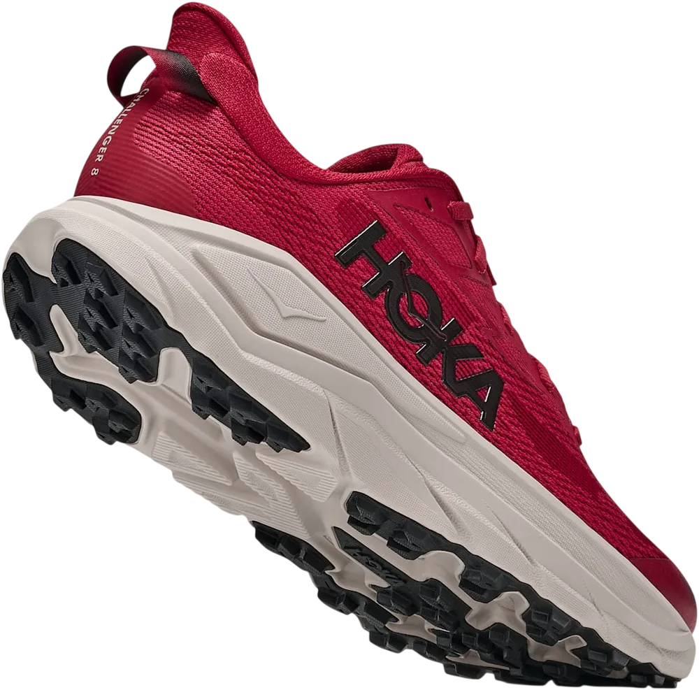 HOKA Challenger 8 Red Agate/River Rock Grey, vue trois quarts