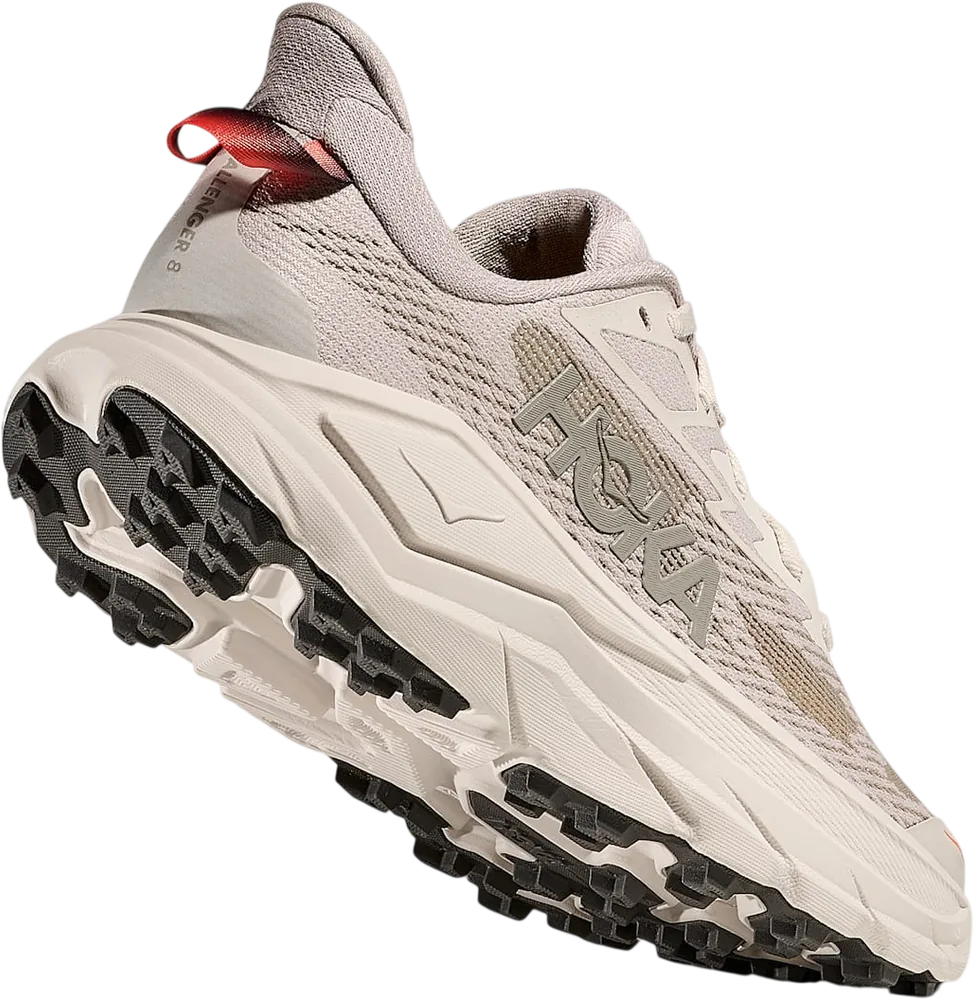 HOKA Challenger 8 Stucco/Asphalt Grey, vue trois quarts