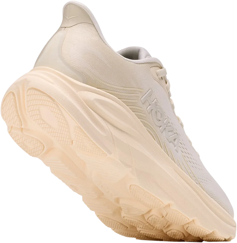 HOKA Clifton 11 Alabaster/Oat Milk, vue trois quarts
