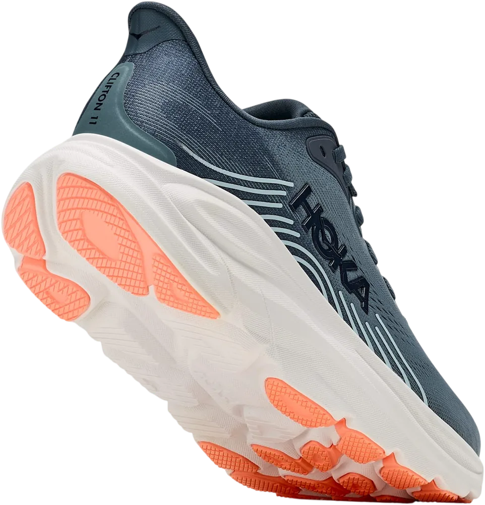 HOKA Clifton 11 Faded Navy/Glimmering Blue, vue trois quarts