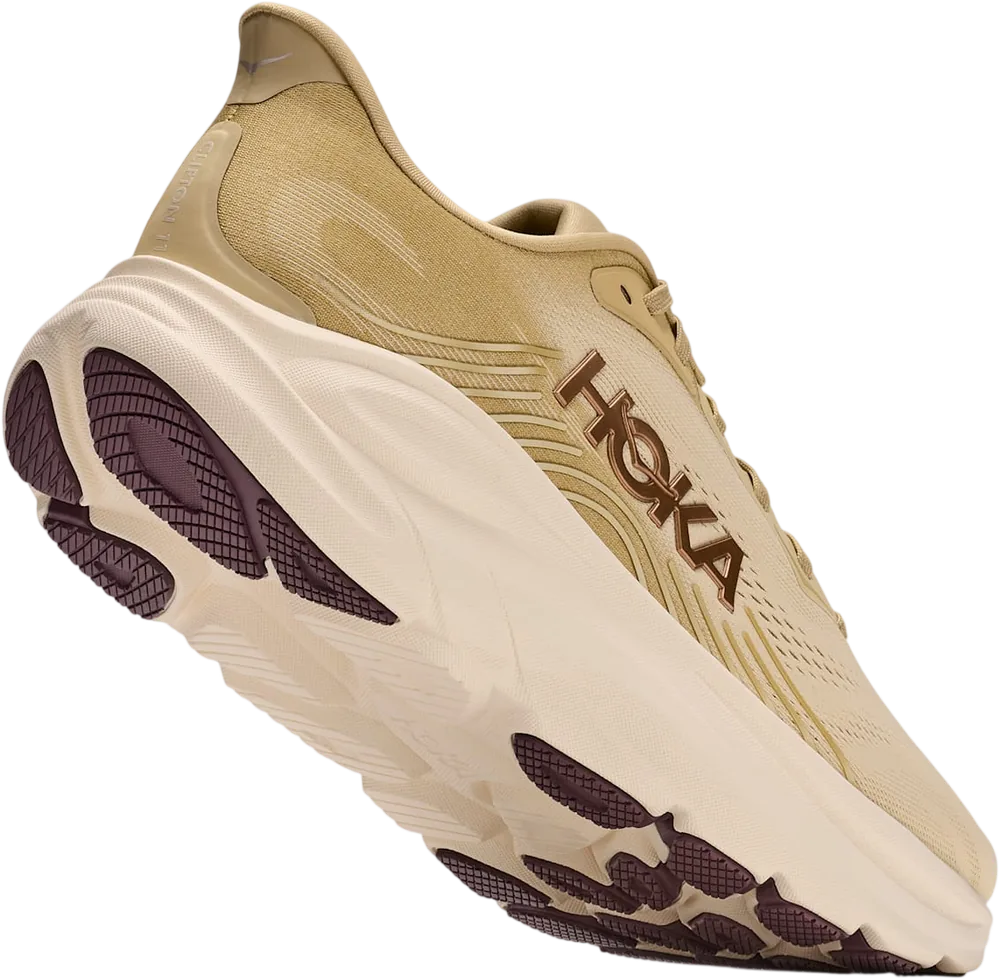 HOKA Clifton 11 Barley Flour/Barley, vue trois quarts