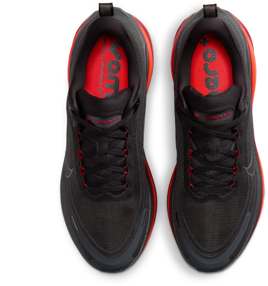 Nike Vomero Plus Anthracite / Bright Crimson, vue de dessus