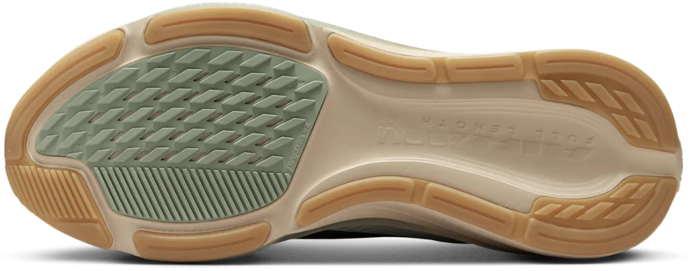 Nike Pegasus 42 Spruce Aura / Pale Ivory, semelle extérieure