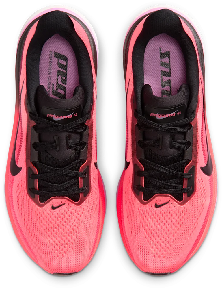 Nike Pegasus 42 Lava Glow / Flash Crimson, vue de dessus