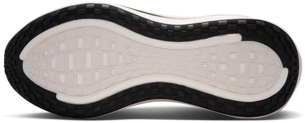 Nike Vomero Plus Summit White / Sail, semelle extérieure