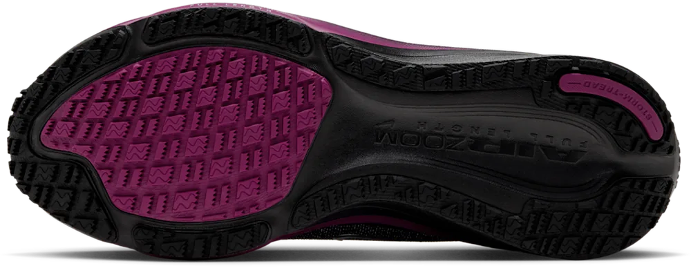 Nike Pegasus 42 GORE-TEX Noir / True Berry, semelle extérieure