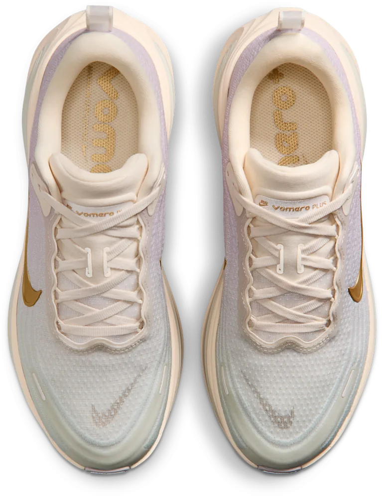Nike Vomero Plus Chalk / Bleached Lilac, vue de dessus