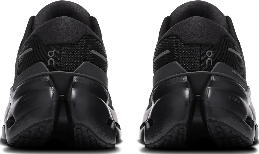 On Cloudrunner 3 Black / Black, vue arrière