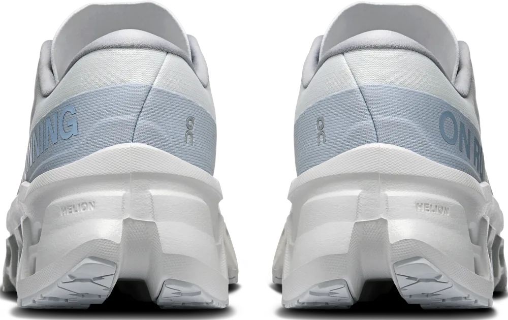 On Cloudmonster 3 White / Frost, vue arrière